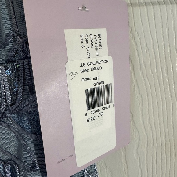 JS Collections Yvonne Flutter A-Line Gown NWT Size 8 - Picture 10 of 10